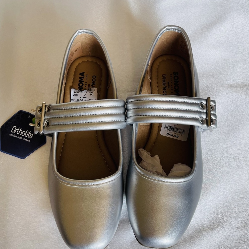 Metallic Silver Mary Jane Flats Sonoma Ortholite Foam Women's 6 New with Tag